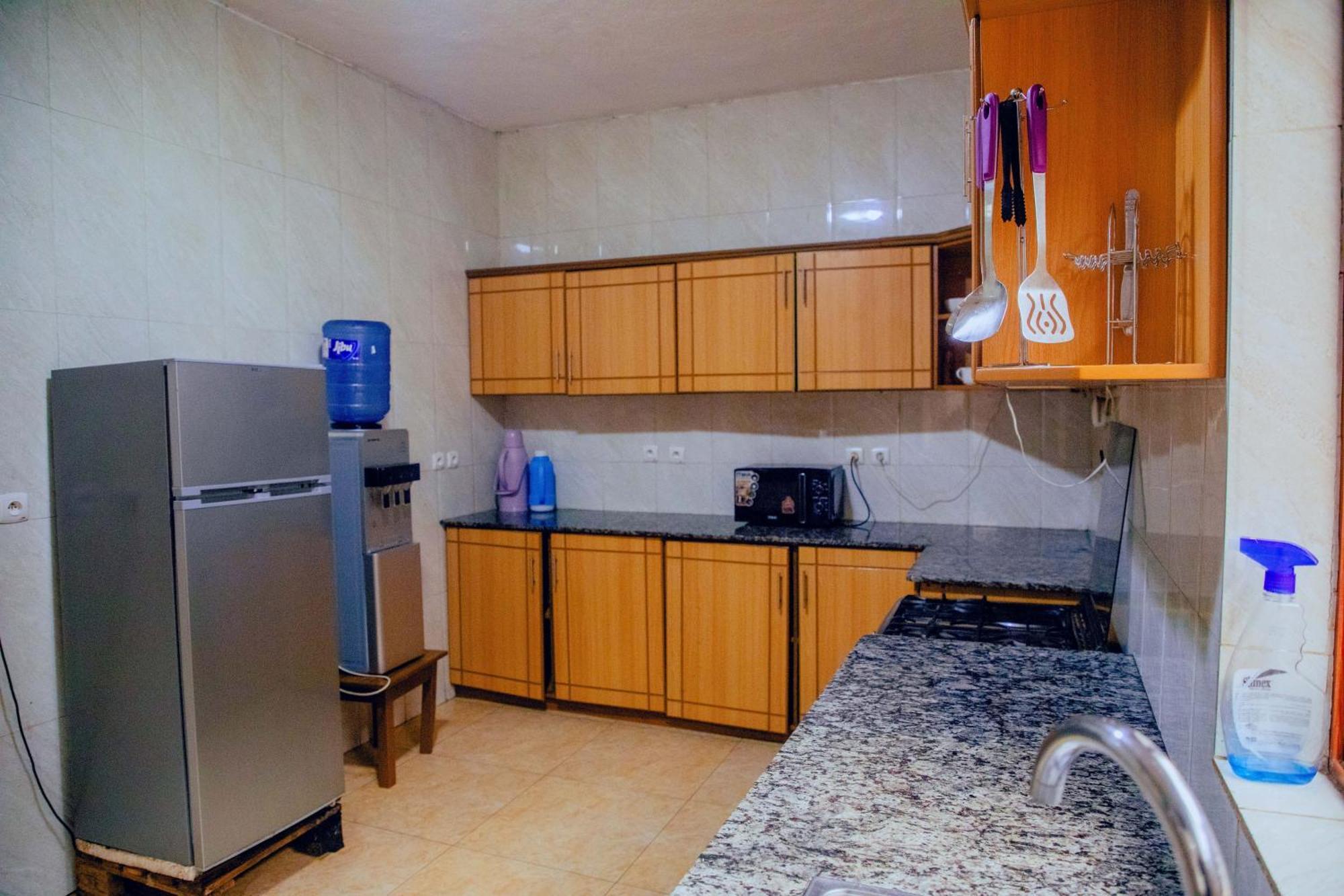 Sunflower Homes Villa Кигали Экстерьер фото