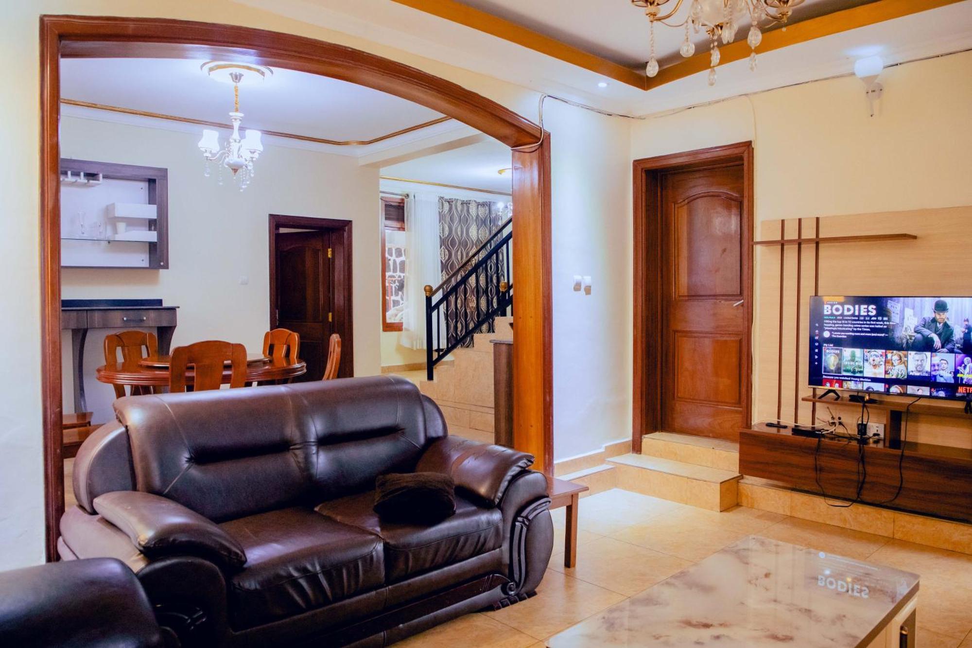 Sunflower Homes Villa Кигали Экстерьер фото