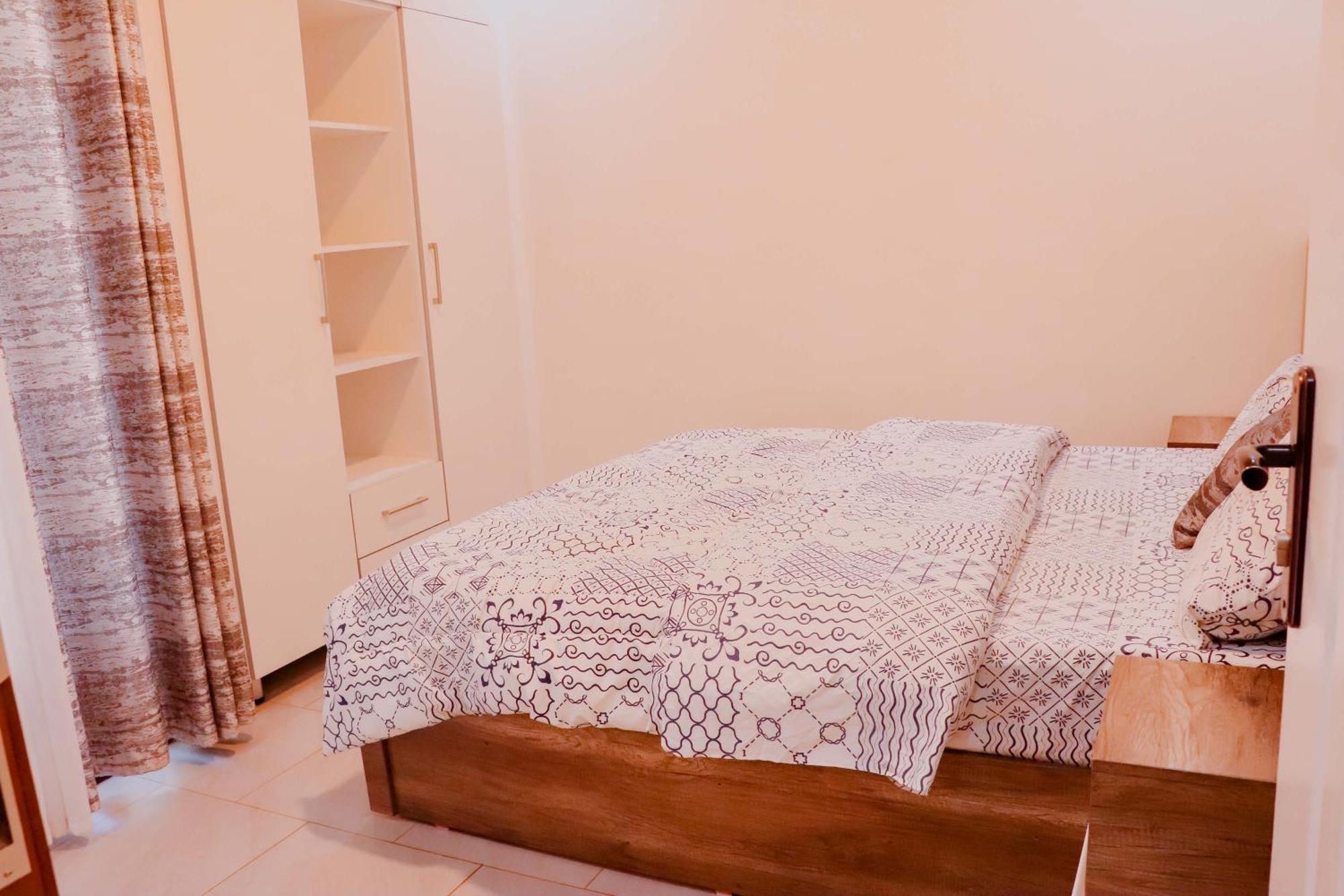 Sunflower Homes Villa Кигали Экстерьер фото
