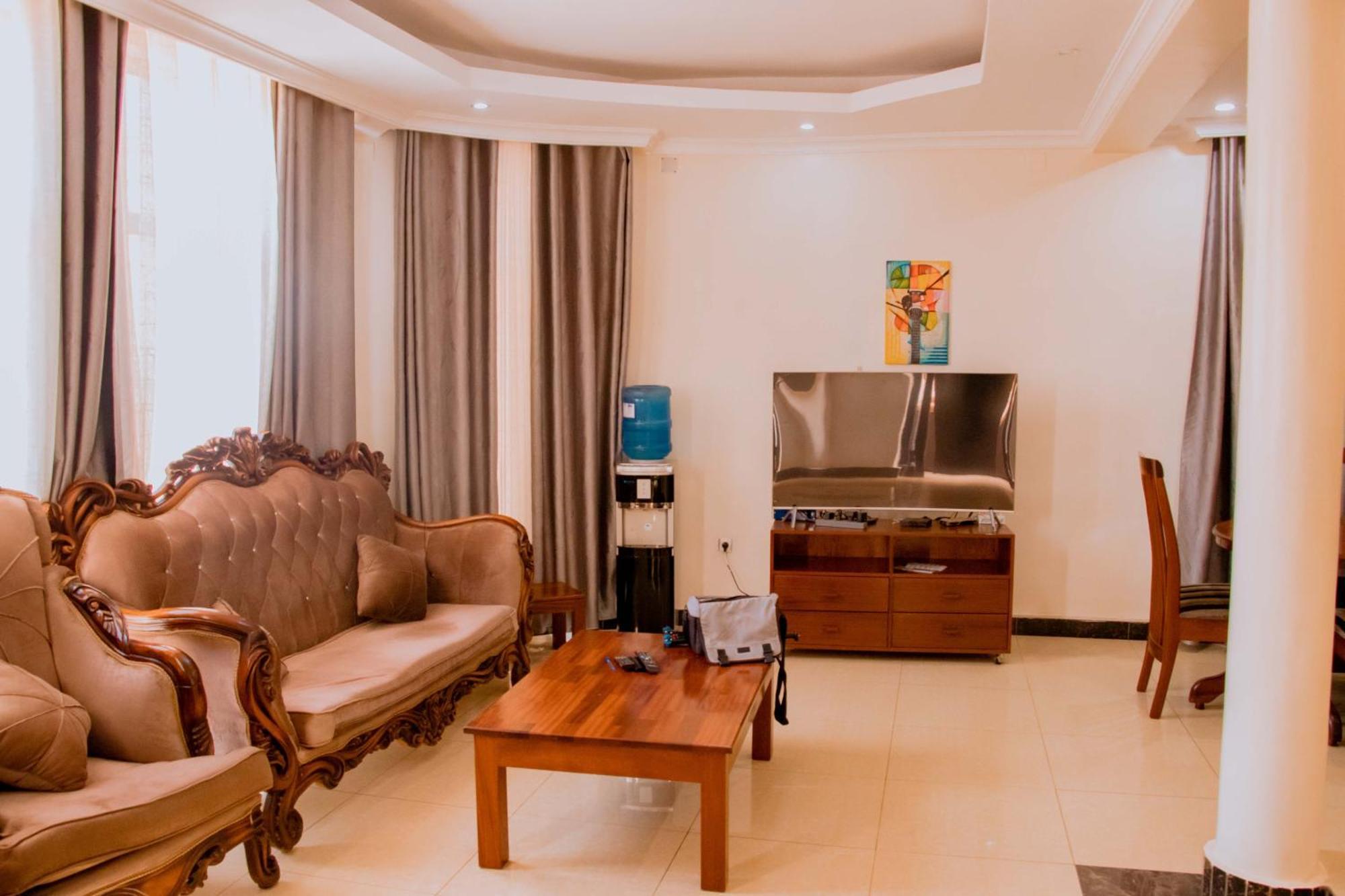 Sunflower Homes Villa Кигали Экстерьер фото