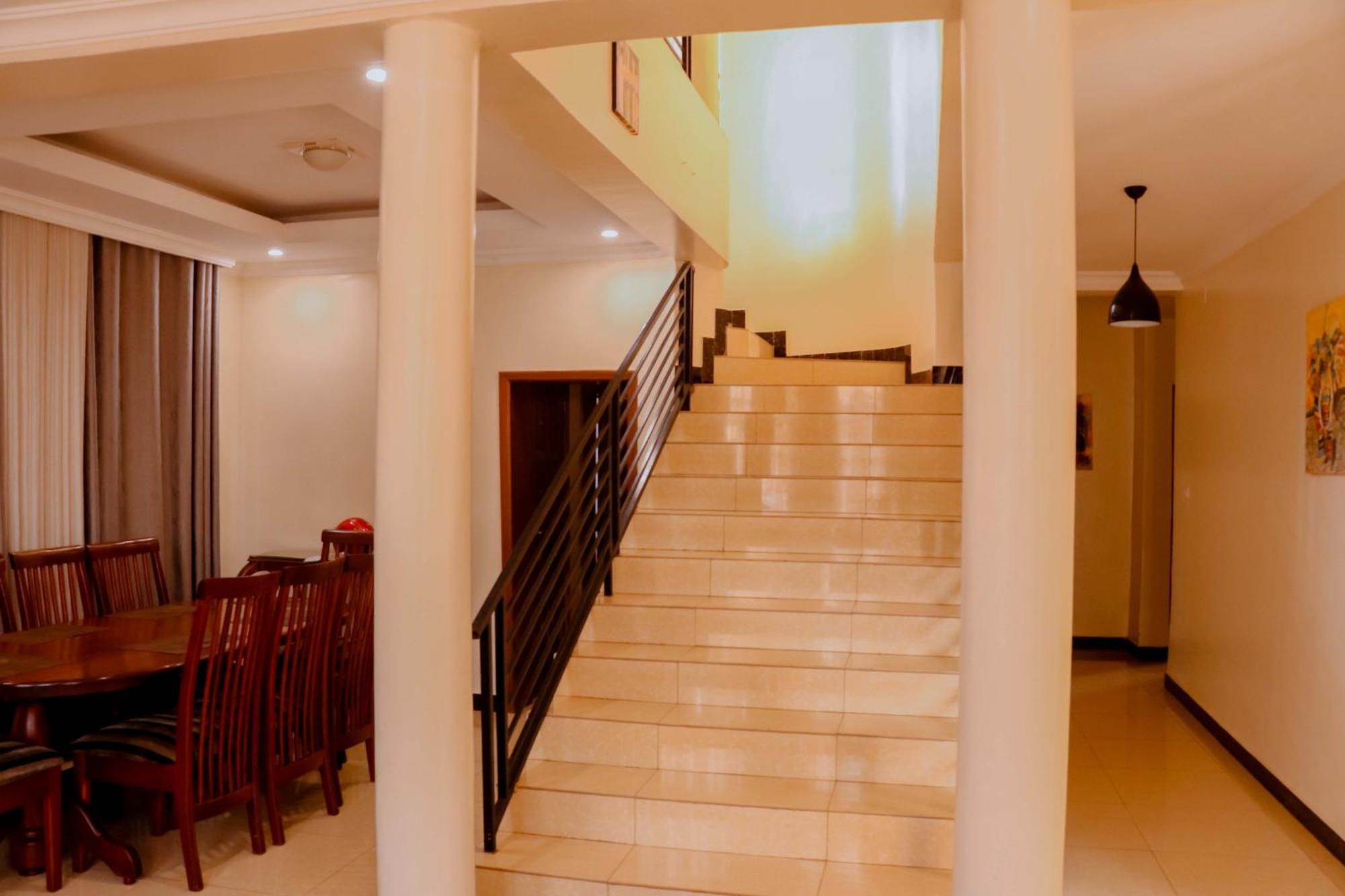 Sunflower Homes Villa Кигали Экстерьер фото